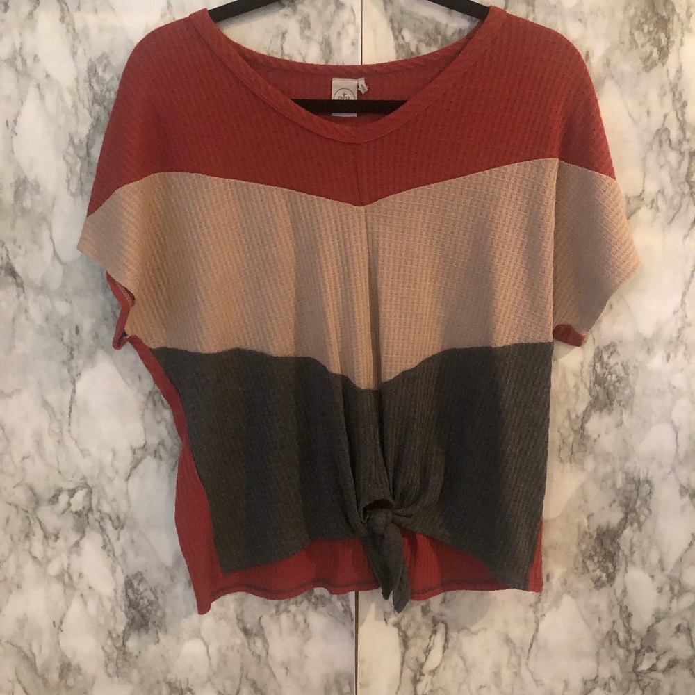 paper crane color blocked knot v neck